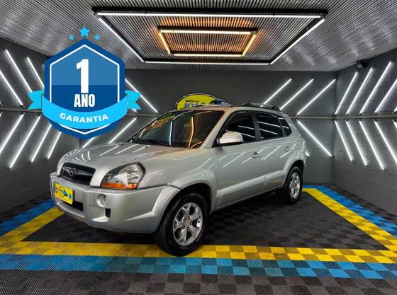 HYUNDAI TUCSON 2.0 MPFI GLS 16V 143CV 2WD FLEX 4P AUTOMÁTICO HYUNDAI TUCSON 2.0 MPFI GLS 16V 143CV 2WD FLEX 4P AUTOMÁTICO